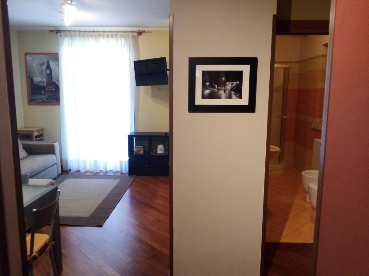 Mazzini House Apartment คาตาเนีย ภายนอก รูปภาพ