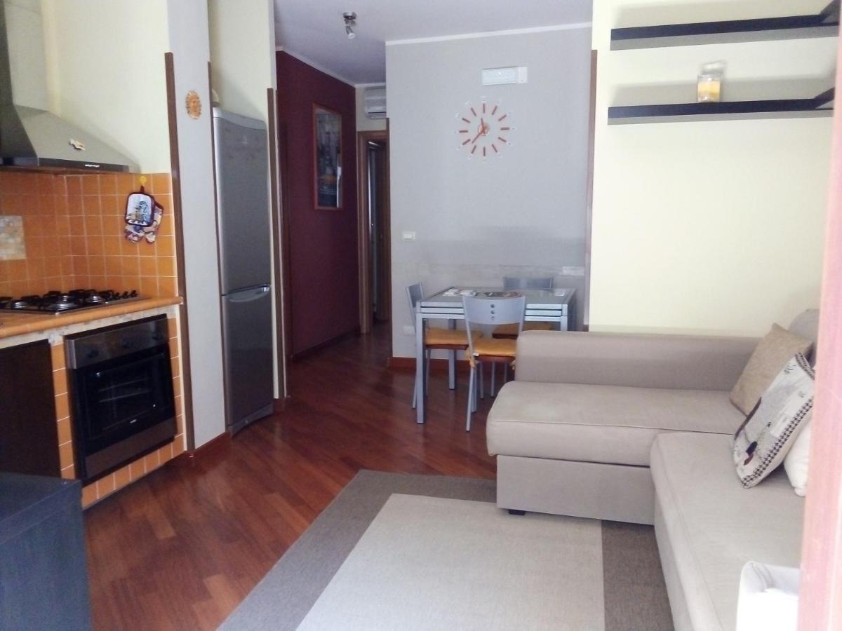 Mazzini House Apartment คาตาเนีย ภายนอก รูปภาพ